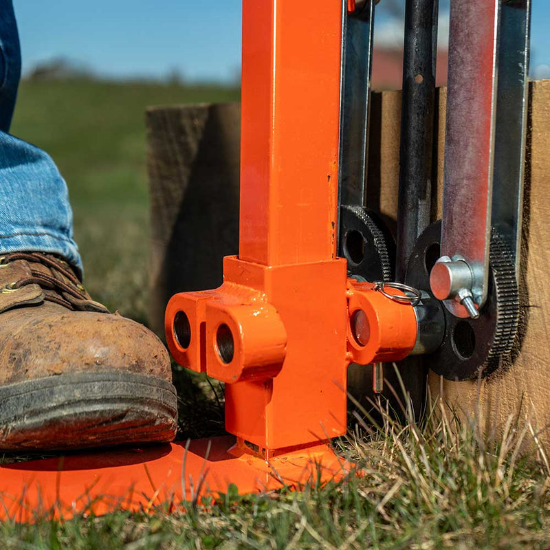 Post Puller for Manual Operation | 36-Inch | Large Frame | Telescoping Handle | Titan