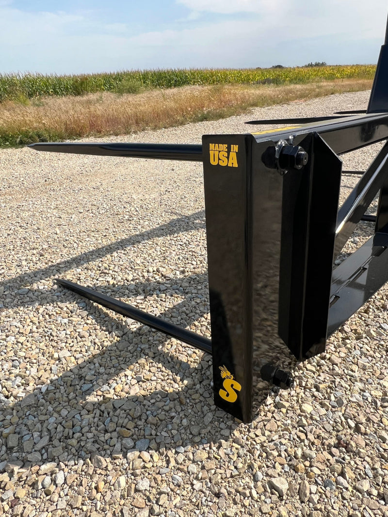 Skid Steer Bale Spear – Series 5XD (BS5-3XD) 3 Bale or (BS5-5XD) 5 Bale Large Round Bale Mover - Image 6