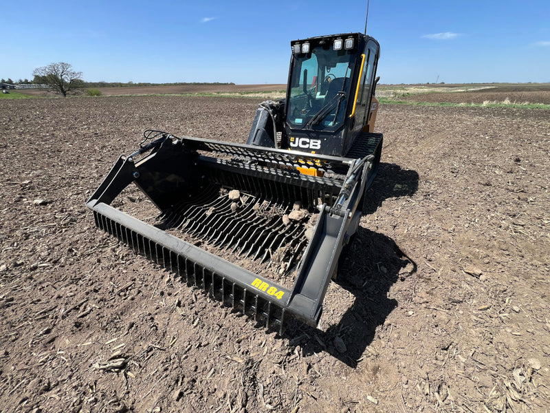 Tractor Rock Bucket & Reel Package - Image 9