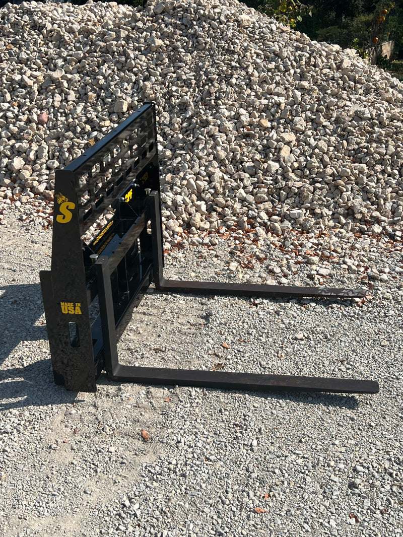Compact Pallet Fork (PF) from Stinger Attachments