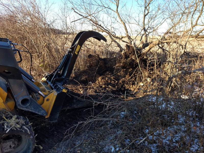 Skid Steer Stump Grapple (STG) from Stinger Attachments