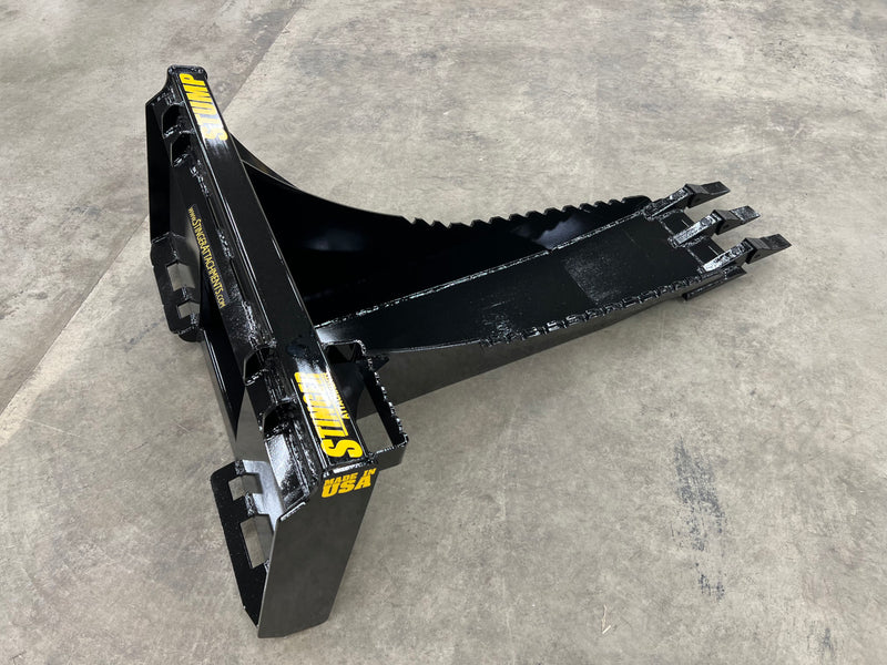 Rear view of Stinger Attachments Stump Bucket with universal quick-attach plate for tractors.