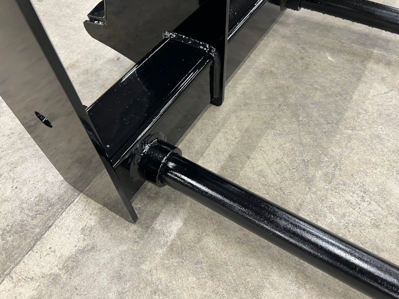 Wheel Loader Bale Spear – Series 4 (BS4-61) Large Square Bale Mover - Image 4