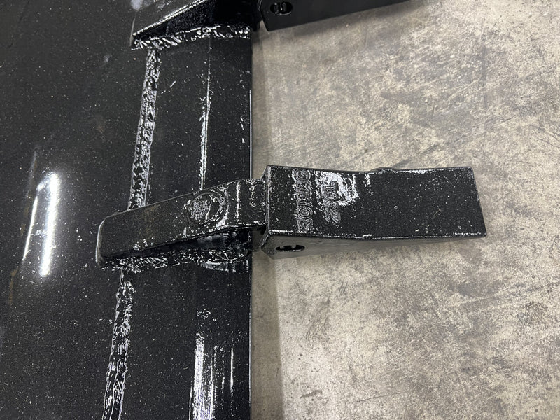 Skidsteer Tooth Bucket (TB) from Stinger Attachments