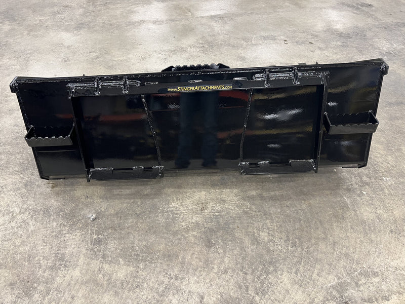 Skidsteer Tooth Bucket (TB) from Stinger Attachments