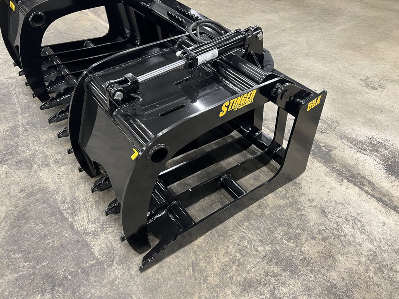 Side Close Zoom of Stinger Attachments Heavy Duty Grapple Bucket