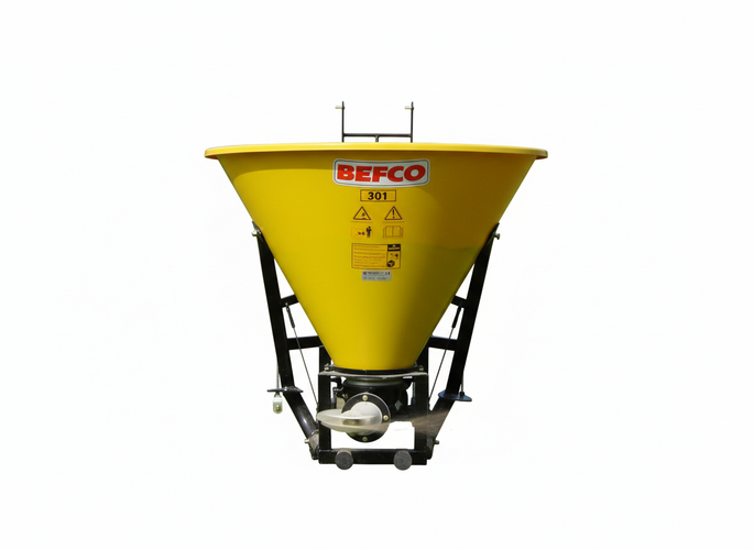 BEFCO TURBO-HOP 301 pendulum spreader with yellow polyethylene hopper, ideal for 20-60 HP tractors.