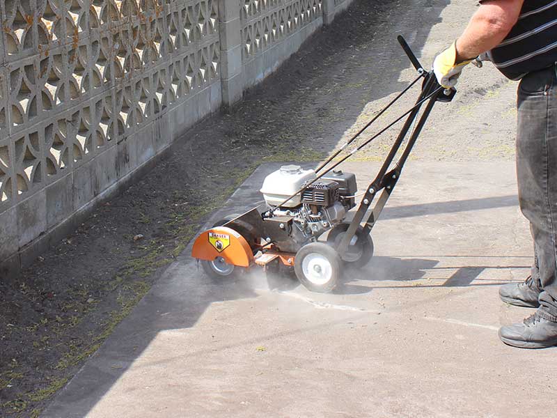 Crack Cleaner for Pavement | Honda GX120 Engine | 85 lbs | Brave