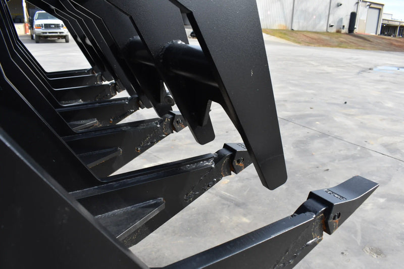 Heavy Duty Vertical Grapple | Skid Steer Attachment | Hydraulic | 1-1/2" Independent Tines | 2" x 10" Cylinders | Quick Attach | 72"–84"