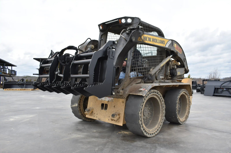 Vertical Root Grapple | Compact Tractor Attachment | Hydraulic | Independent Tines | 3/8" Steel | 9"–12" Tine Spacing | Quick Attach | 60"–72"