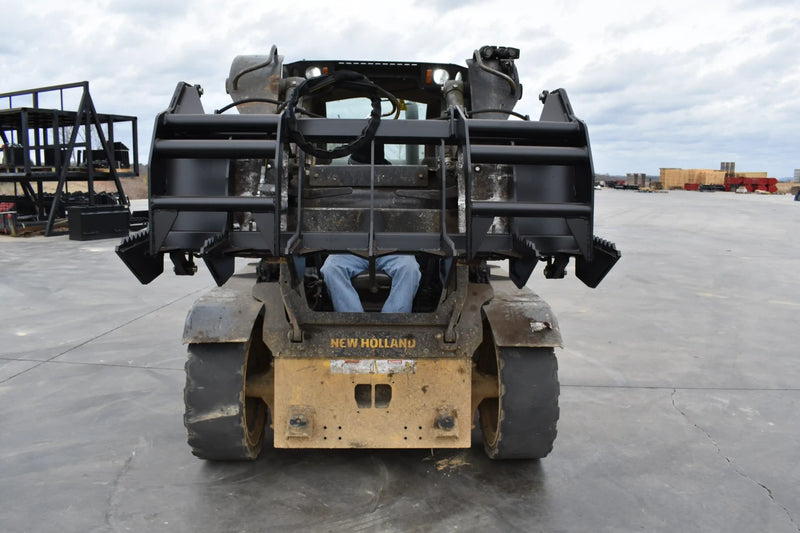Vertical Root Grapple | Compact Tractor Attachment | Hydraulic | Independent Tines | 3/8" Steel | 9"–12" Tine Spacing | Quick Attach | 60"–72"
