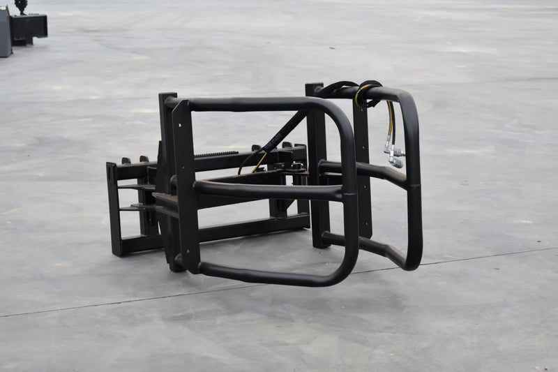 Skid Steer / Compact Tractor / Telehandler Bale Squeezer – Efficient Round Bale Handling for Livestock Operations