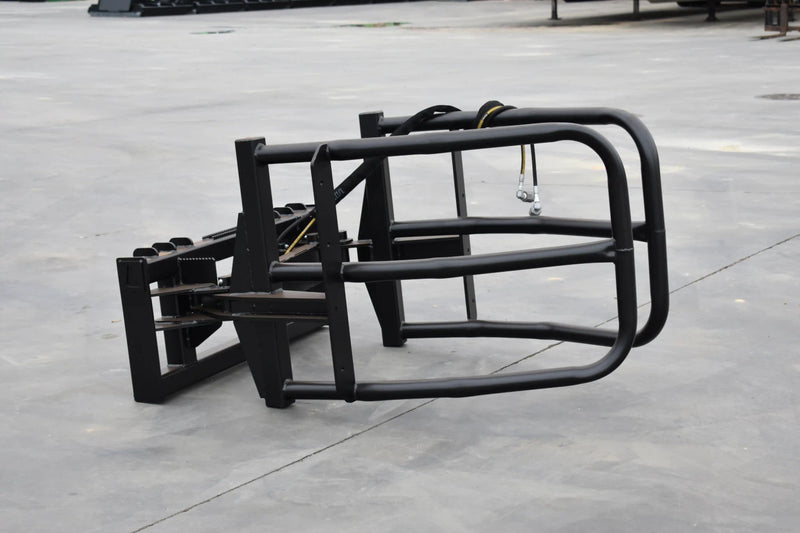 Skid Steer / Compact Tractor / Telehandler Bale Squeezer – Efficient Round Bale Handling for Livestock Operations
