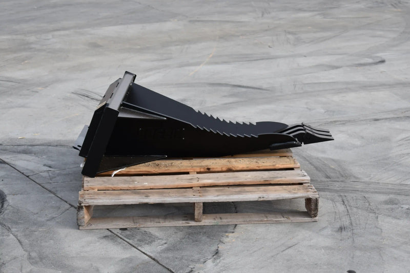 Mini Skid Steer / Compact Tractor Stump Bucket – for Stump Removal and Root Extraction