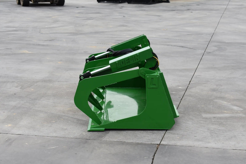 Compact Tractor Grapple Bucket – Built for Land Clearing and Debris Removal