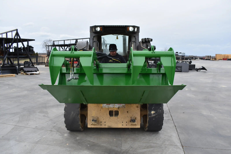 Compact Tractor Grapple Bucket – Built for Land Clearing and Debris Removal