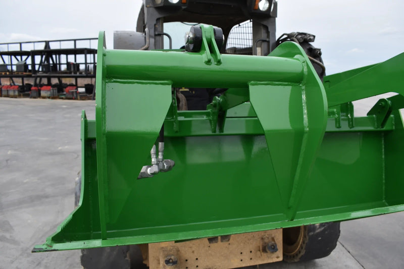 Compact Tractor Grapple Bucket – Built for Land Clearing and Debris Removal