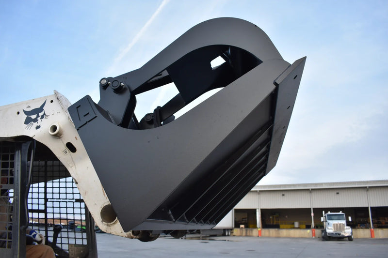 Grapple Bucket | Skid Steer Attachment | Hydraulic | 9,500 lb Grapple Force | Independent Tines | 3/4" x 6" Cutting Edge | Up to 75 HP | Quick Attach | 60"–84"