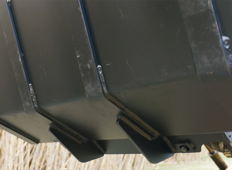 Concrete Bucket for Mini Skid Steer | ¼ cu yd | Quick-Attach | Concrete Placement | Star Industries